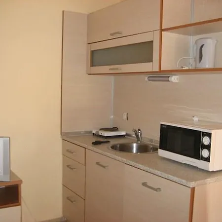 Apartament 75